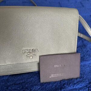 PRADA CROSSBODY WALLET BAG.